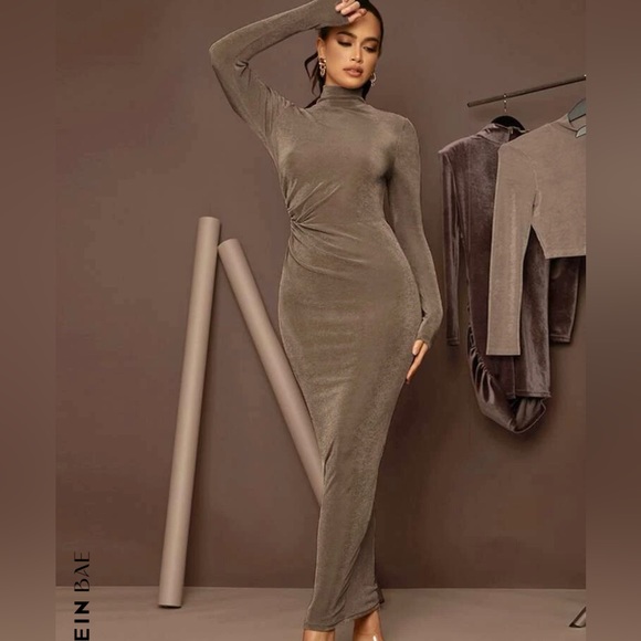 SHEIN BAE Bodycon high neck brand new - Picture 1 of 4